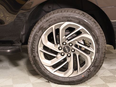 New 2026 Lincoln Navigator Premiere AWD/4WD image 20