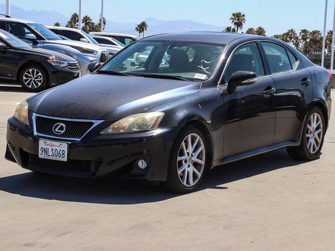 Used 2012 Lexus IS 250 w/ Premium Pkg Value Edition RWD image 3