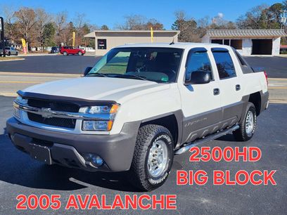 Used 2005 Chevrolet Avalanche 2500 LS w/ Preferred Equipment Group