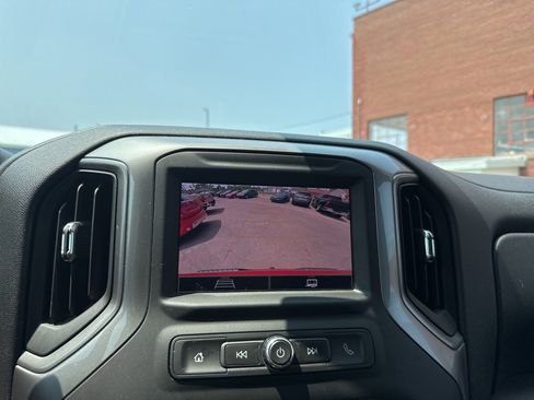 Used 2022 Chevrolet Silverado 1500 Custom image 28