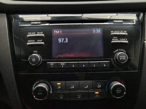 Used 2017 Nissan Rogue Sport S w/ S Appearance Package FWD image 25