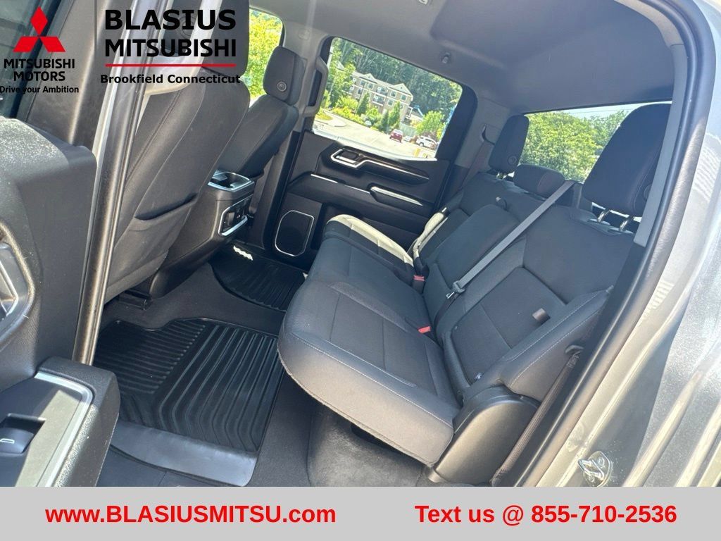 Used 2024 GMC Sierra 1500 Elevation w/ X31 Off-Road Package AWD/4WD image 40