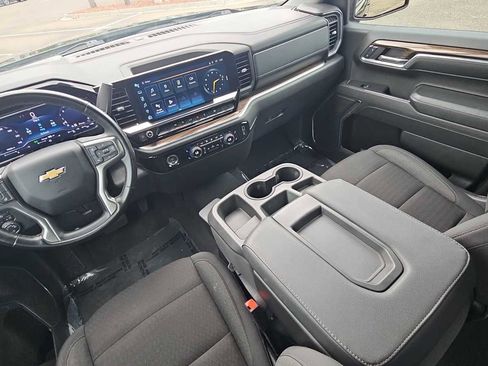 Used 2023 Chevrolet Silverado 1500 LT w/ Protection Package AWD/4WD image 22