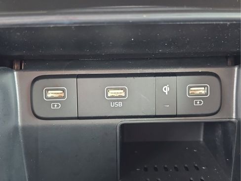 Used 2022 Kia Sorento EX image 27