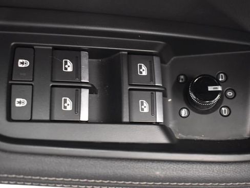 Used 2021 Audi e-tron Premium w/ Convenience Plus Package AWD/4WD image 20