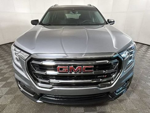 Used 2024 GMC Terrain AT4 w/ Infotainment Package II AWD/4WD image 7