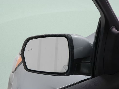 Used 2022 Ford Edge SEL w/ Convenience Package image 23