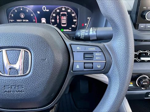 Certified 2025 Honda Accord SE image 24