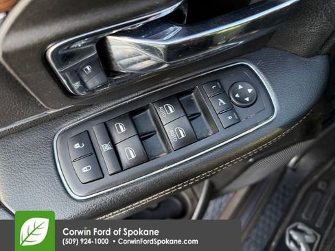 Used 2018 RAM 3500 Laramie image 20