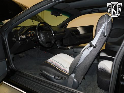 Used 1993 Chevrolet Camaro Z28 image 6