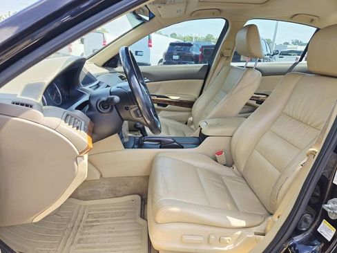 Used 2010 Honda Accord EX-L image 9