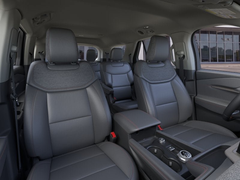 Used 2026 Ford Explorer Active w/ Active Comfort Package RWD image 40