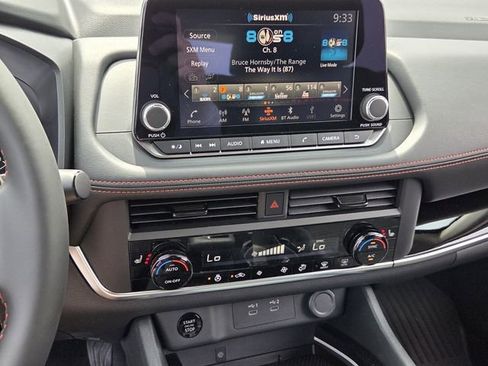New 2026 Nissan Rogue SV AWD/4WD image 15