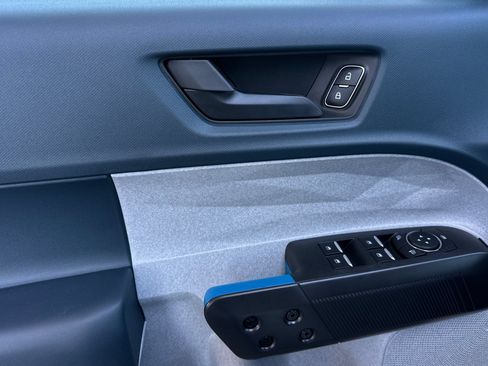 New 2026 Ford Maverick XLT w/ XLT Luxury Package FWD image 10