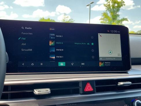 Certified 2025 Kia Sorento S w/ Panoramic Sunroof Package FWD image 21