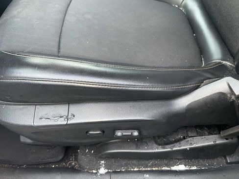 Used 2017 Chevrolet Trax LT w/ LT Convenience Package image 7