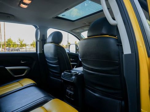 Used 2018 Nissan Titan PRO-4X w/ Pro-4x Convenience Package image 42