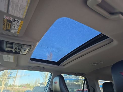 Used 2020 Toyota 4Runner TRD Off-Road Premium w/ Moonroof Package image 22