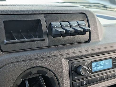 Used 2023 Ford E-350 and Econoline 350 Super Duty w/ Driver's Safety Package image 20