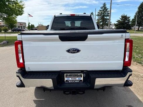 Certified 2024 Ford F250 XL w/ XL Off-Road Package AWD/4WD image 4