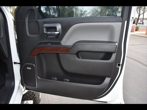 Used 2018 GMC Sierra 1500 SLT AWD/4WD image 34