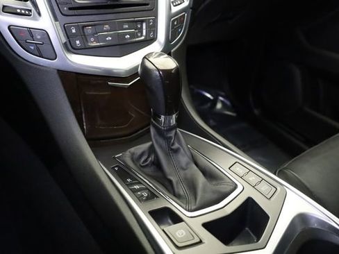 Used 2012 Cadillac SRX Luxury FWD image 18