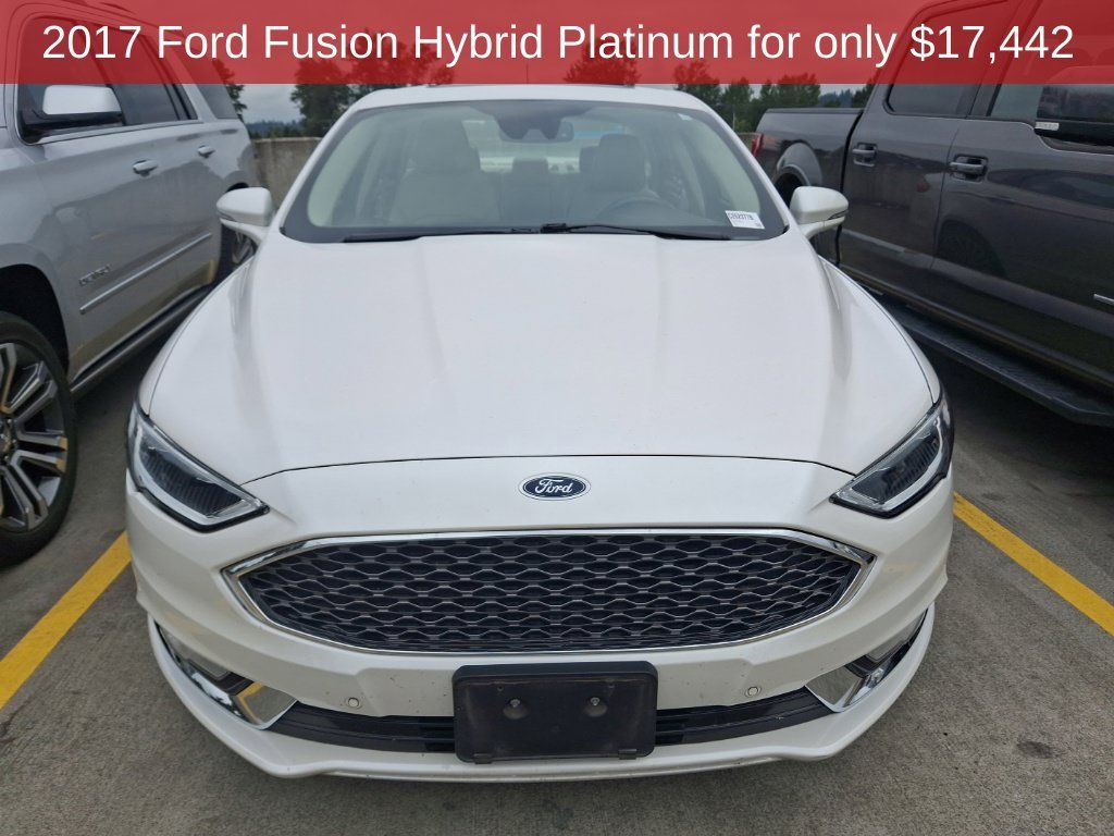 Used 2017 Ford Fusion Platinum FWD image 3