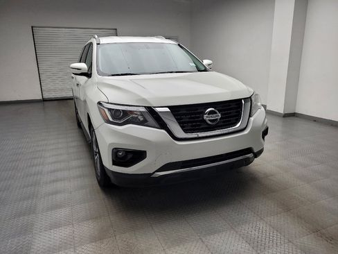 Used 2019 Nissan Pathfinder SV FWD image 14
