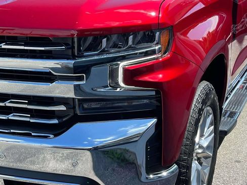Certified 2022 Chevrolet Silverado 1500 LTZ w/ LTZ Premium Package AWD/4WD image 9