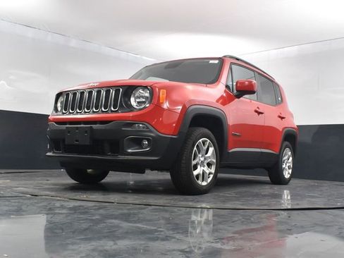 Used 2018 Jeep Renegade Latitude image 42