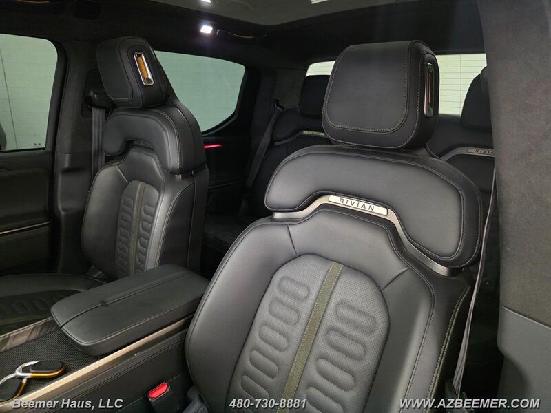 Used 2022 Rivian R1T Adventure AWD/4WD image 24