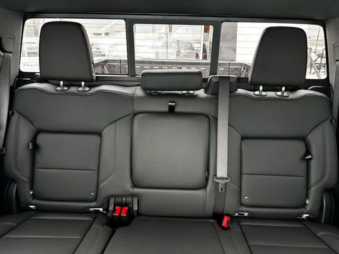 New 2026 GMC Sierra 1500 SLT w/ SLT Premium Package image 24
