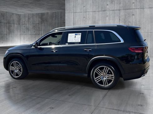 Used 2024 Mercedes-Benz GLS 450 4MATIC image 3