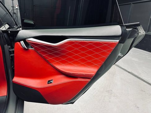 Used 2012 Tesla Model S Performance RWD image 29