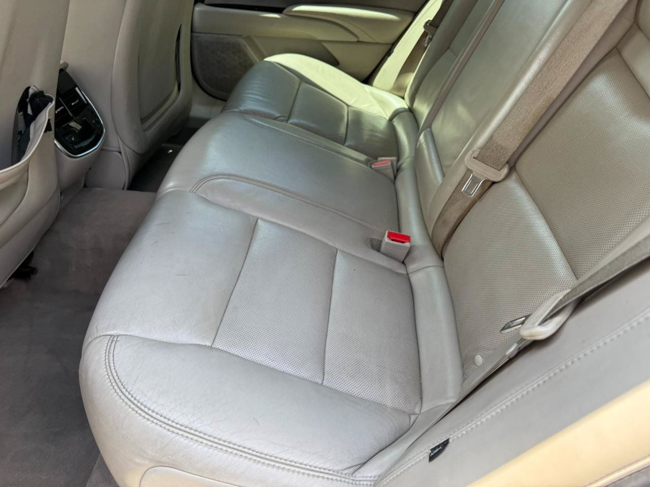 Used 2016 Cadillac XTS Luxury FWD image 24