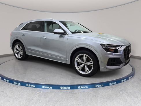 Used 2023 Audi Q8 Premium AWD/4WD image 5