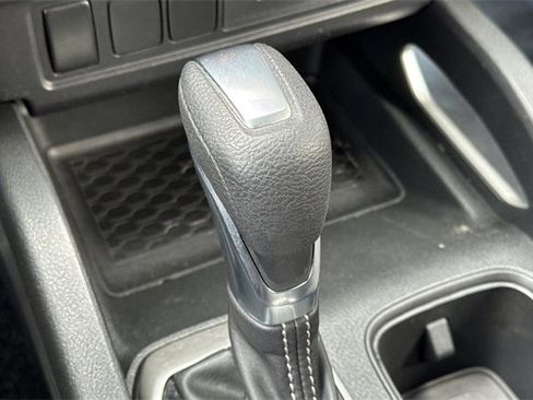 Used 2023 Nissan Frontier SV image 33