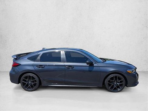 Used 2023 Honda Civic Sport Touring image 4