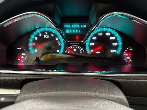 Used 2017 Chevrolet Traverse LT w/ Style and Technology Package image 14