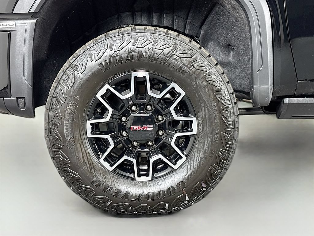 New 2026 GMC Sierra 2500 AT4X AWD/4WD image 32