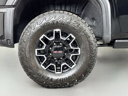 New 2026 GMC Sierra 2500 AT4X AWD/4WD image 32