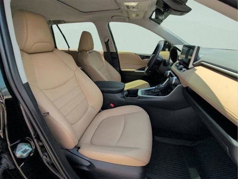 Used 2025 Toyota RAV4 XLE Premium w/ Weather Package FWD image 14