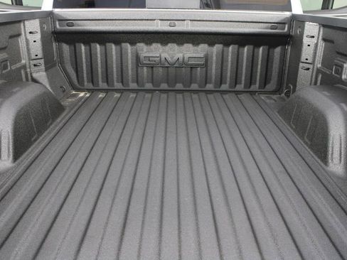 New 2026 GMC Sierra 1500 AT4 w/ AT4 Premium Package AWD/4WD image 23