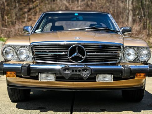 Used 1988 Mercedes-Benz 560 SL image 14