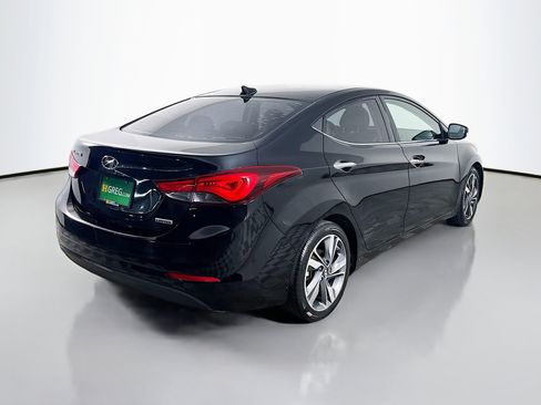 Used 2016 Hyundai Elantra Limited image 10