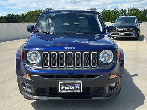 Used 2018 Jeep Renegade Latitude w/ Popular Equipment Group image 7