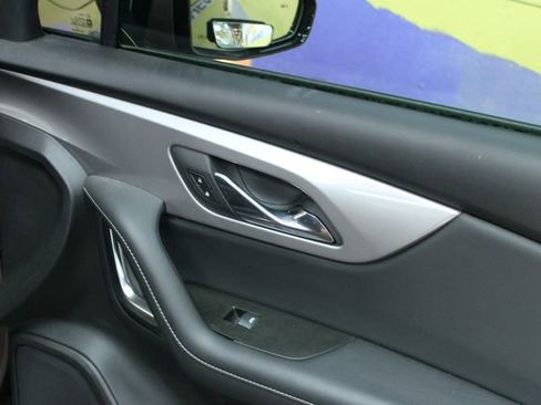 Used 2024 Chevrolet Blazer LT w/ Convenience Package image 11