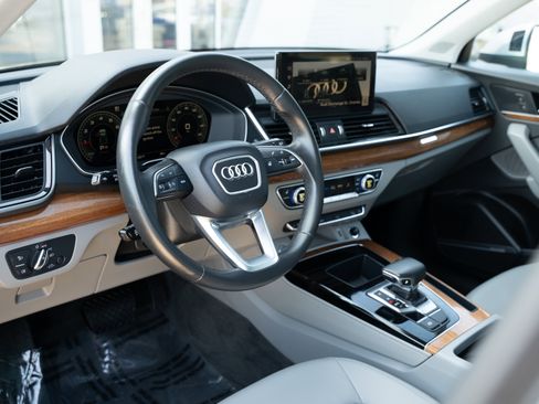 Certified 2023 Audi Q5 2.0T Premium Plus AWD/4WD image 10