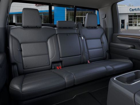 New 2026 GMC Sierra 3500 SLT w/ SLT Convenience Package image 17