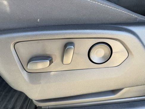 Used 2023 Chevrolet Silverado 1500 RST w/ Z71 Off-Road Package image 26